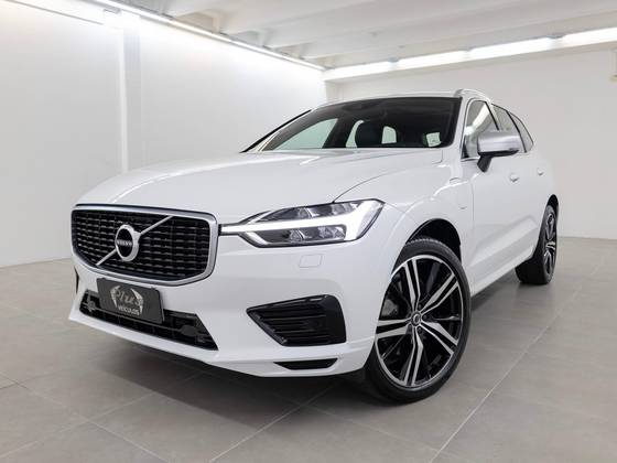 VOLVO XC60 2.0 T8 HYBRID R-DESIGN AWD GEARTRONIC VOLVO XC60 2.0 T8 HYBRID R-DESIGN AWD GEARTRONIC
